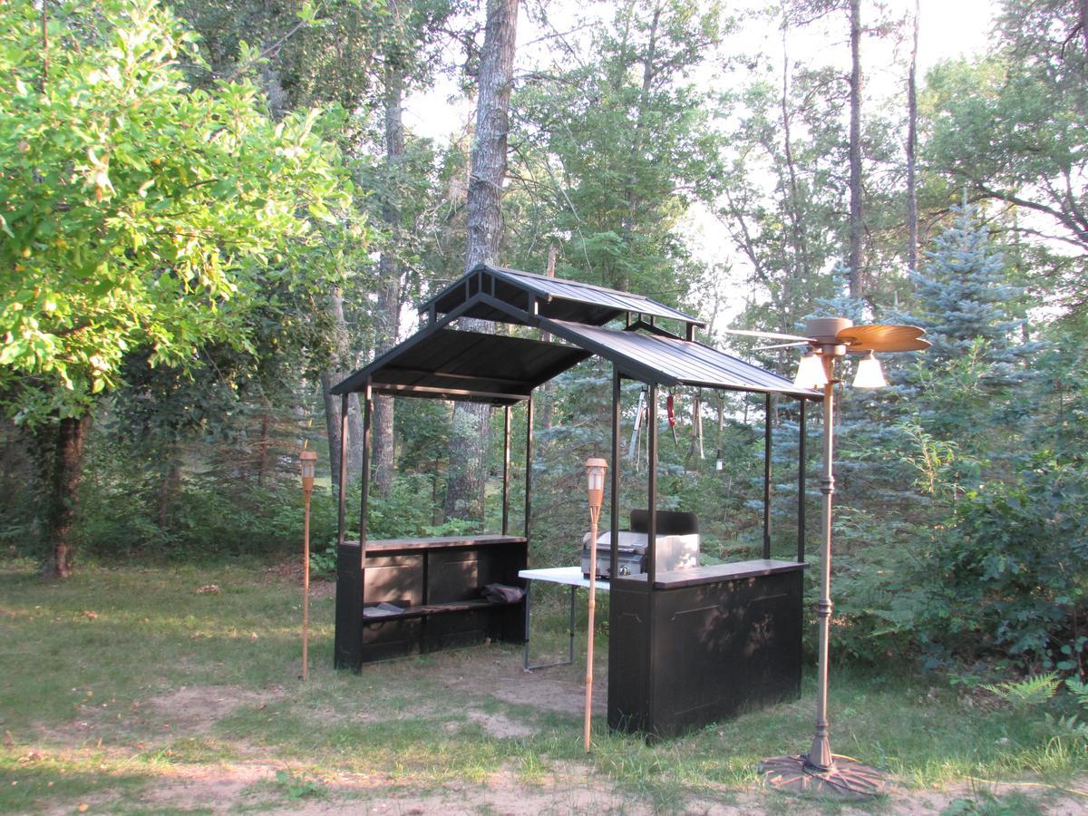 Best Bear Lodge & Campground Irons Buitenkant foto